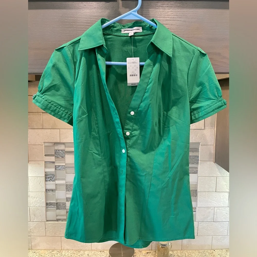 Express Blouse - Picture 1 of 5
